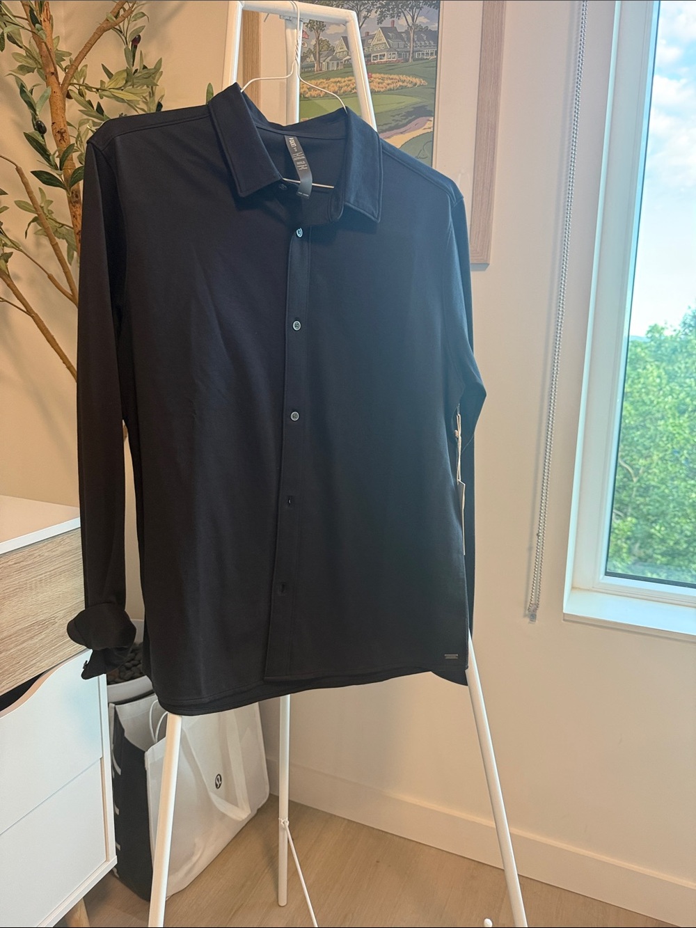 Vuori Black Long-Sleeve Casual Button-Down Shirt